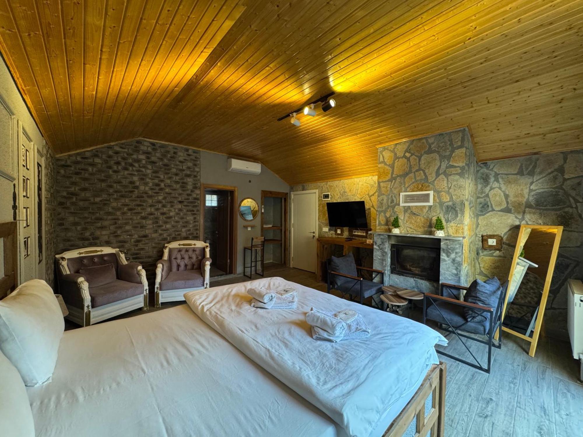 Tas Mahall Luxury Hotel Шіле Екстер'єр фото