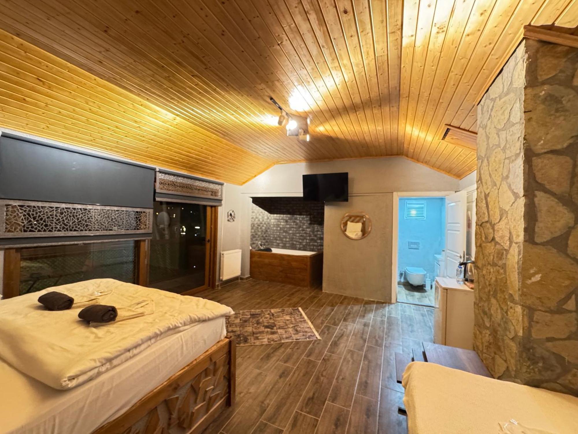 Tas Mahall Luxury Hotel Шіле Екстер'єр фото