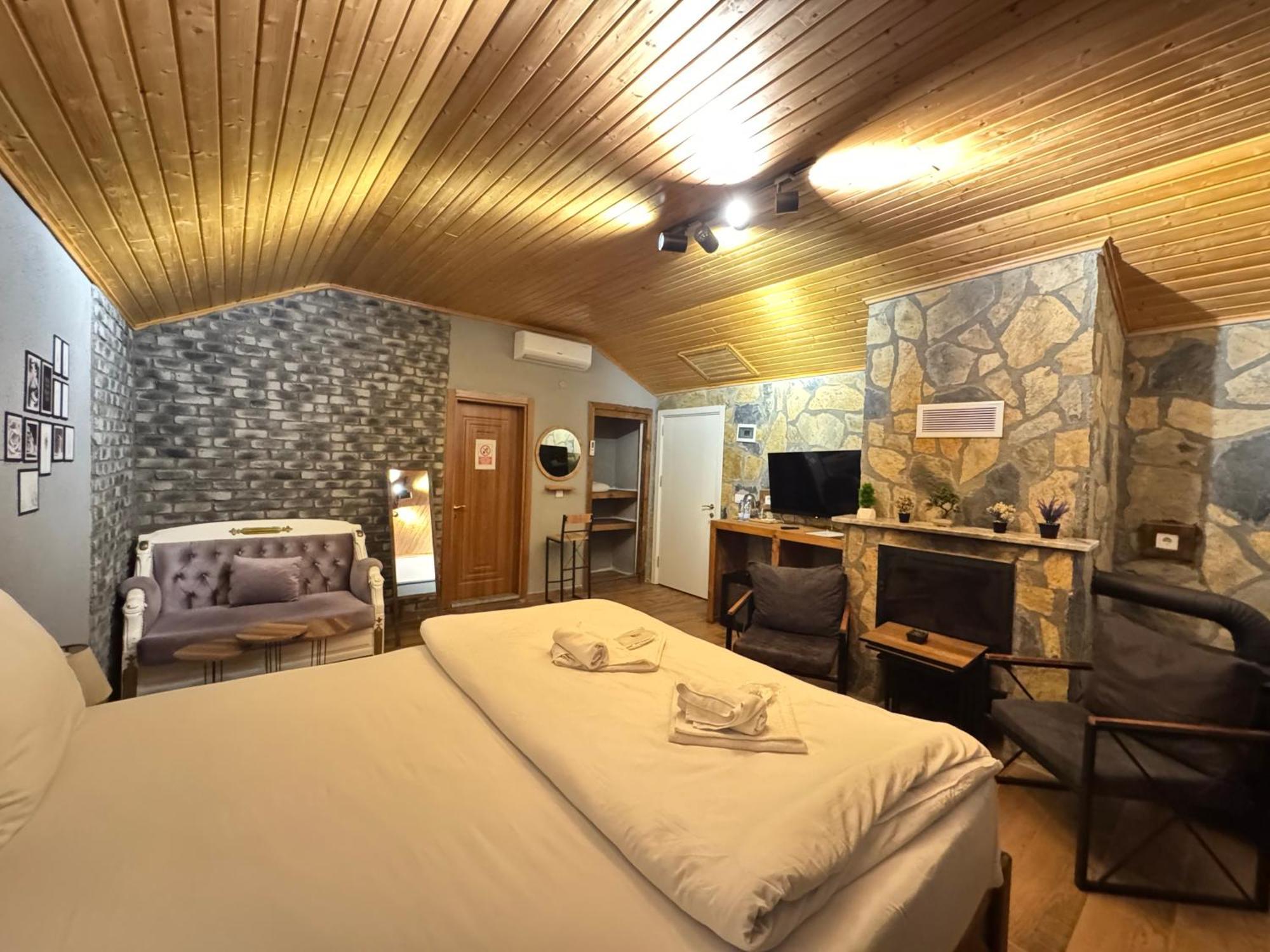 Tas Mahall Luxury Hotel Шіле Екстер'єр фото