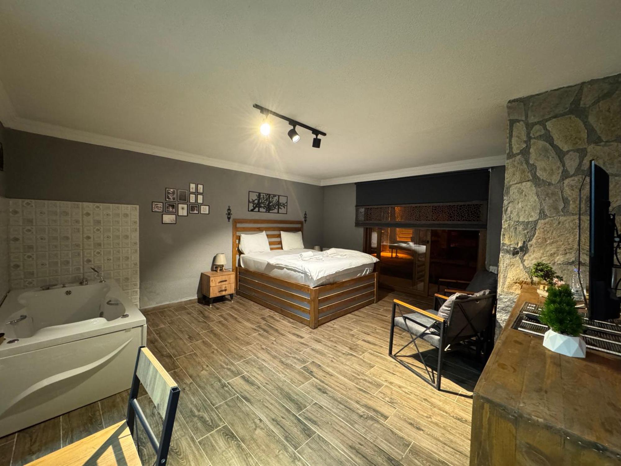 Tas Mahall Luxury Hotel Шіле Екстер'єр фото