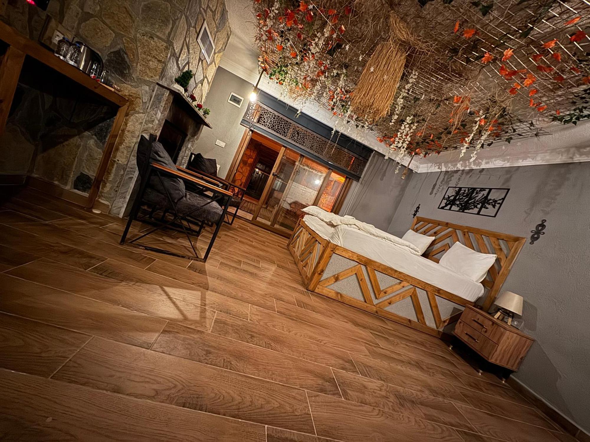 Tas Mahall Luxury Hotel Шіле Екстер'єр фото